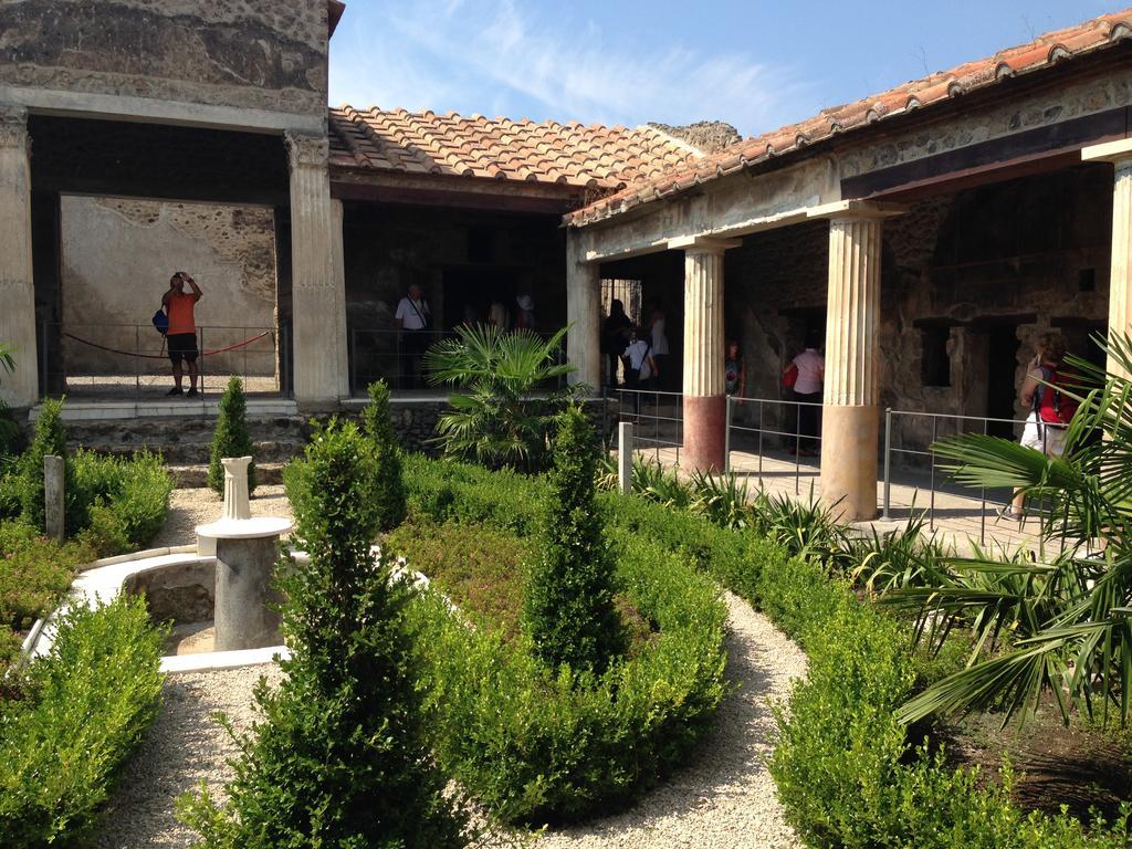 Domus Pompeii Villa Exterior foto